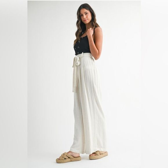 Claire’s Cream Wide-Leg Pant Jumpsuit - Picture 12 of 16